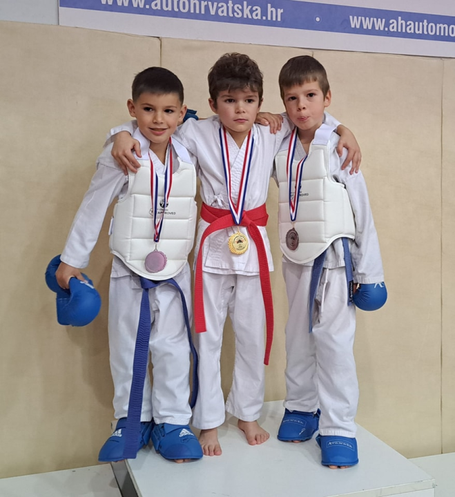 Karate klub Okit Vodice sveukupni pobjednik Dalmatinske lige 