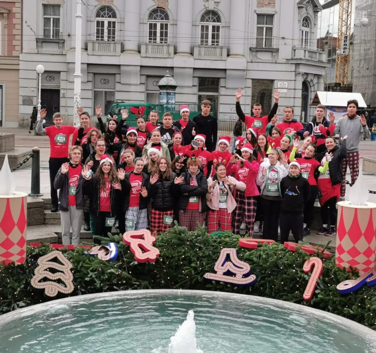 Šibenski gimnazijalci sudjelovali na humanitarnoj utrci u Zagrebu