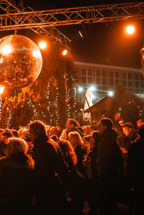 Šibenski srednjoškolci nastupili u Đardinu i svojom svirkom oduševili sve