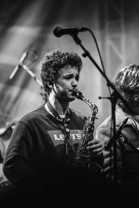 Šibenski srednjoškolci nastupili u Đardinu i svojom svirkom oduševili sve