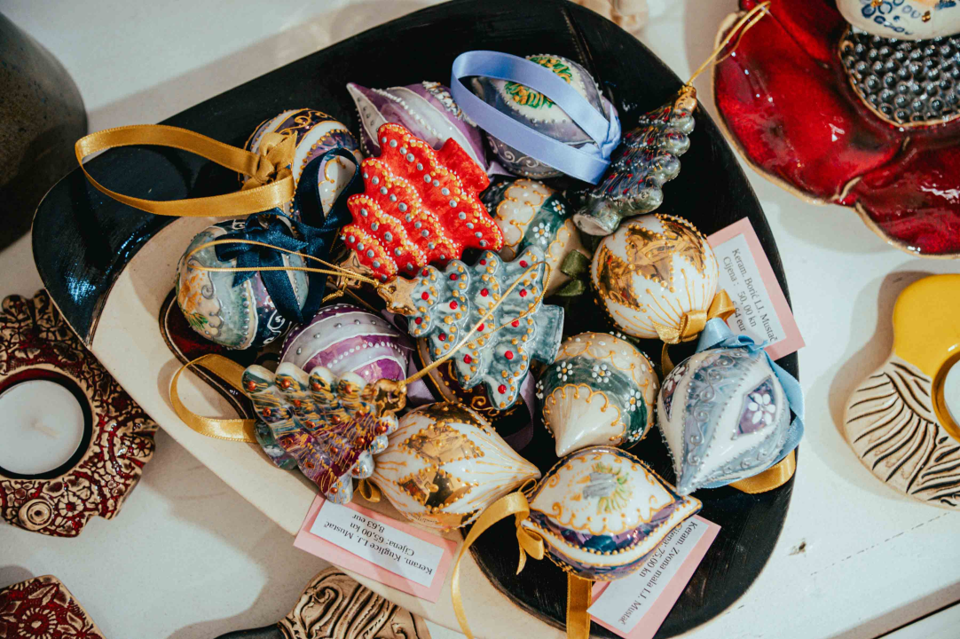 Galerija Juraj Dalmatinac ima savršene unikatne poklone i popust na umjetničke slike 