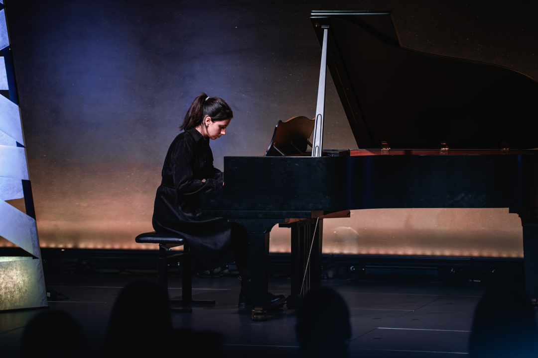 Božićni koncert učenika glazbene škole oduševio prepunu Kuću umjetnosti Arsen