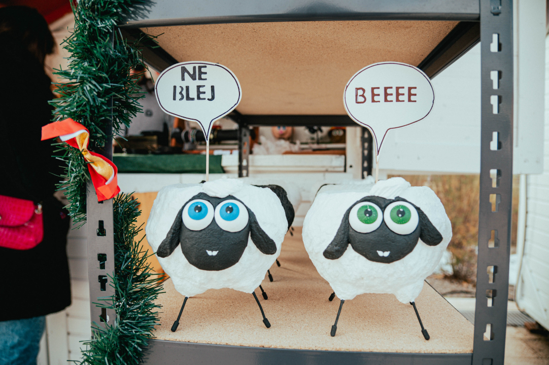 Adventurin Sajmić savršeno je mjesto za kupnju poklona, sve su izradili lokalni umjetnici i obrtnici