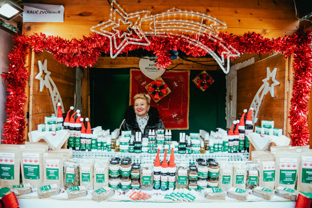 Adventurin Sajmić savršeno je mjesto za kupnju poklona, sve su izradili lokalni umjetnici i obrtnici