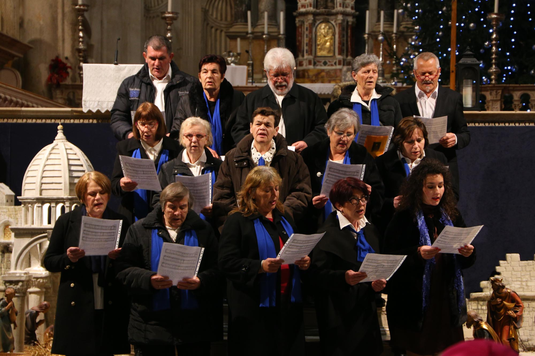 U katedrali održan božićni koncert, nastupili zborovi Šibenske biskupije