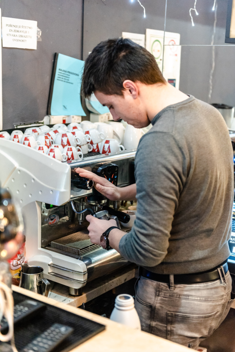 Pobijedite 'January Blues' uz vrhunsku spizu pizzerije Victoria na Baldekinu!