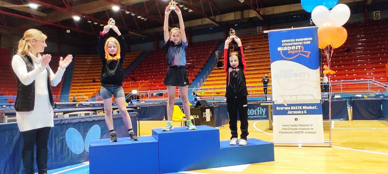 Divan uspjeh mlađih šibenskih stolnotenisača u Zagrebu