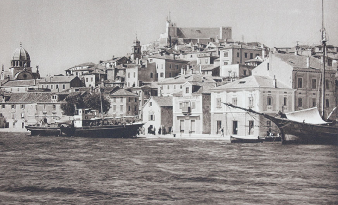 Na svjetski poznatoj stranici objavljene fotografije Šibenika snimljene u razmaku 100 godina