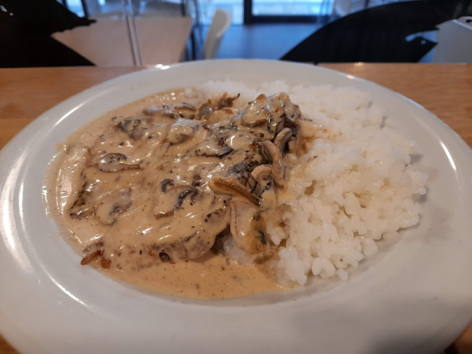 Provjerite koja su najpopularnija jela u studentskoj menzi!