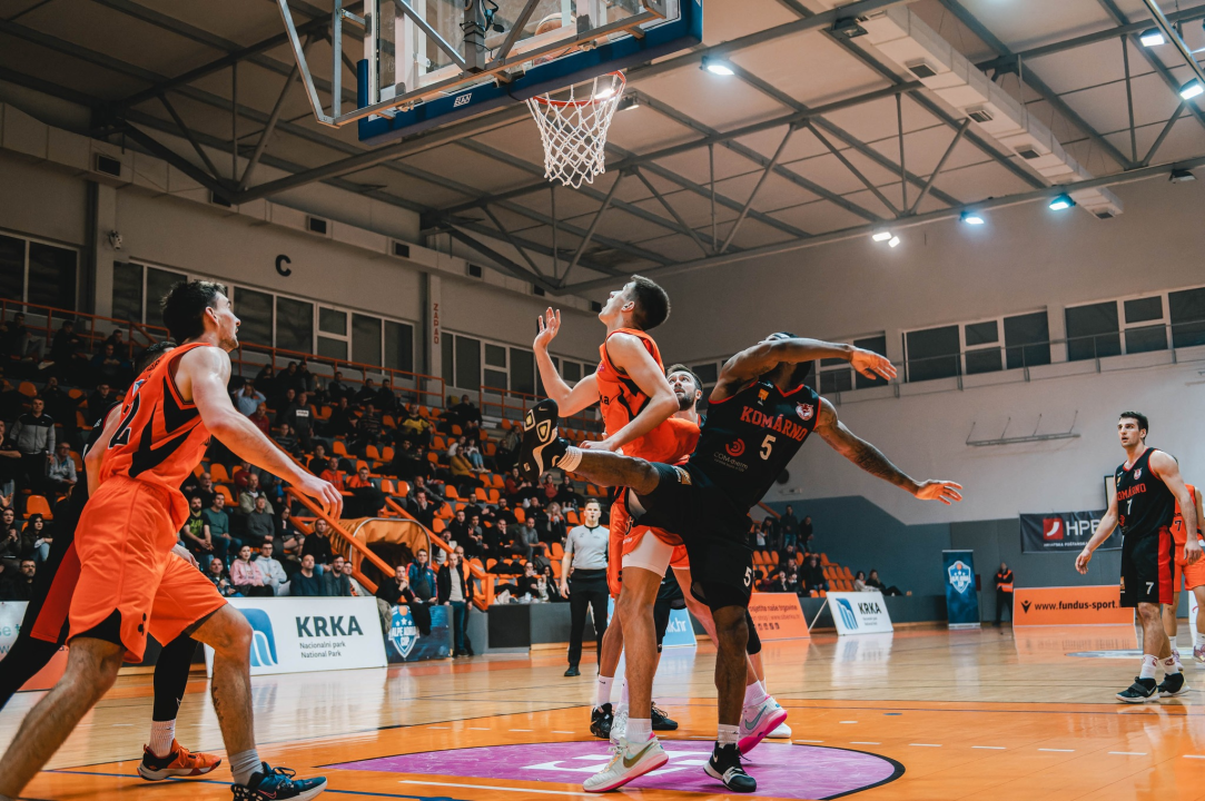 Šibenki protiv Komarna mala, ali ohrabrujuća prednost