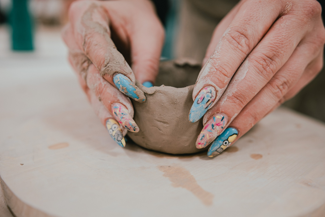 Antonia je zagrebačku adresu zamijenila šibenskom, a zbog nje svi s veseljem zaprljamo ruke