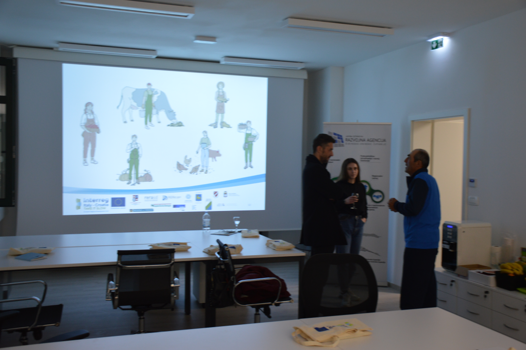 U Kninu održana radionica posvećena ekološkoj poljoprivredi i proizvodnji, certifikatu kvalitete i eko oznakama 