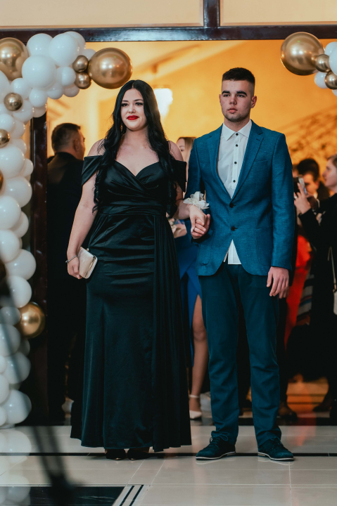 Učenici Prometno-tehničke škole Šibenik poput holivudskih zvijezda na maturalnom plesu (1)