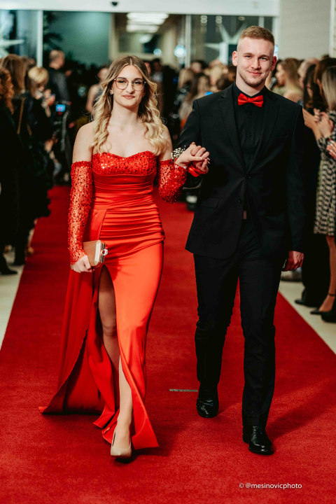 Gimnazijalci zasjali u večeri koju će pamtiti do kraja života! (1.dio)