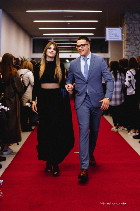 Zavirite na blještavi maturalni ples Tehničke škole Šibenik (1)