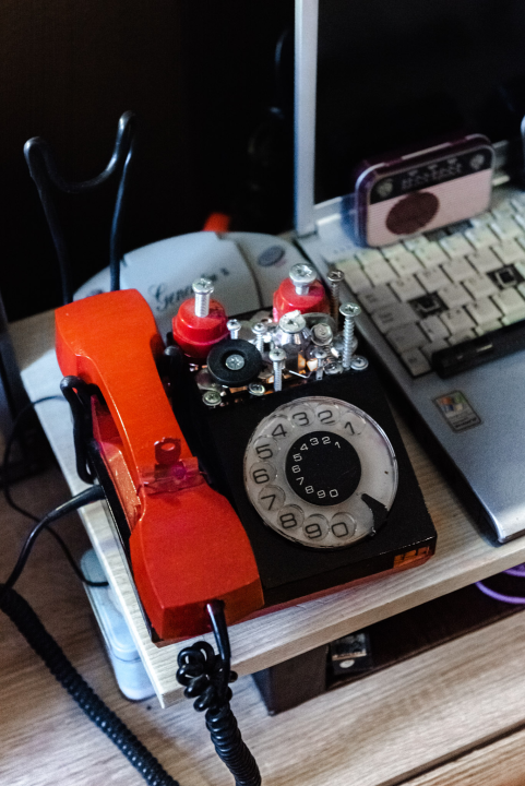 Stari uređaji i žice u rukama Šibenčanke Marijane postaju umjetnička djela