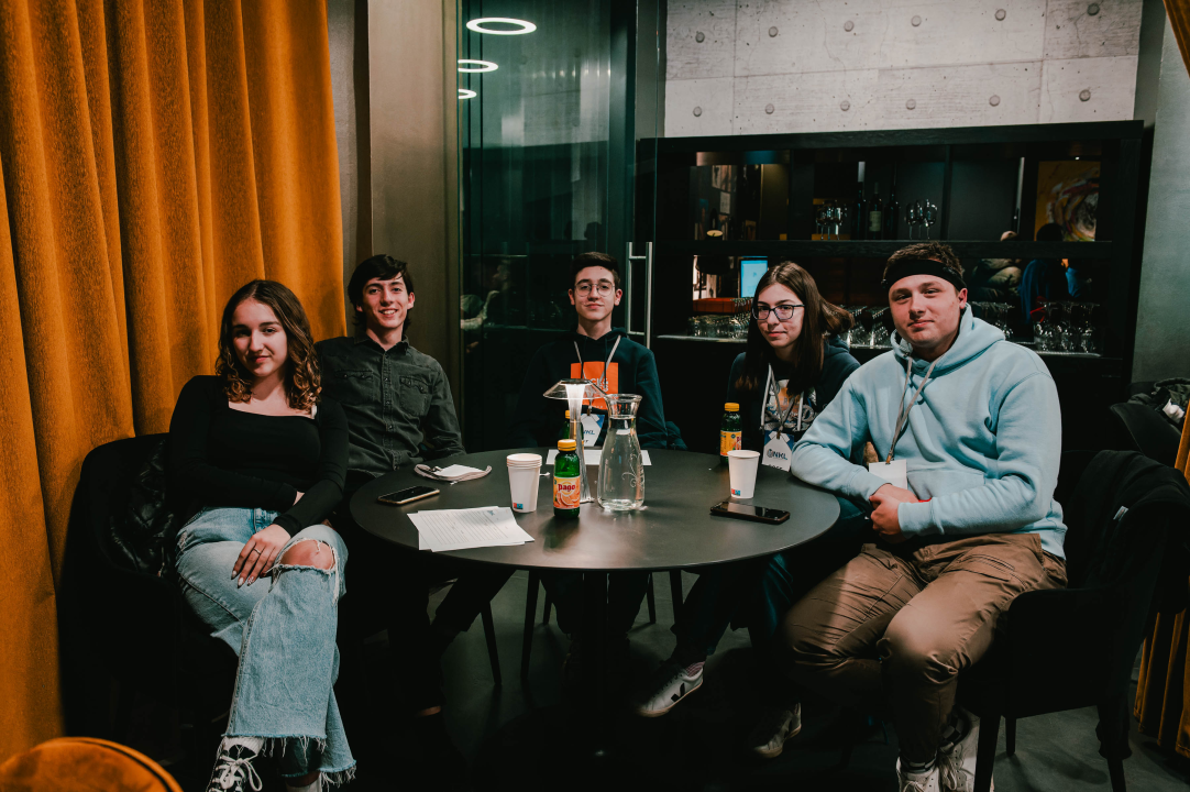 Šibenčani pobjednici Nacionalne kviz lige srednjoškolaca, iza sebe ostavili 900 učenika iz 45 škola