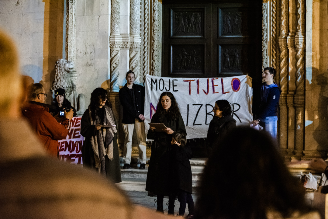 Marš u Šibeniku u povodu Dana žena:  'Dali smo javne prostore pred bolnicama za javni linč žena'
