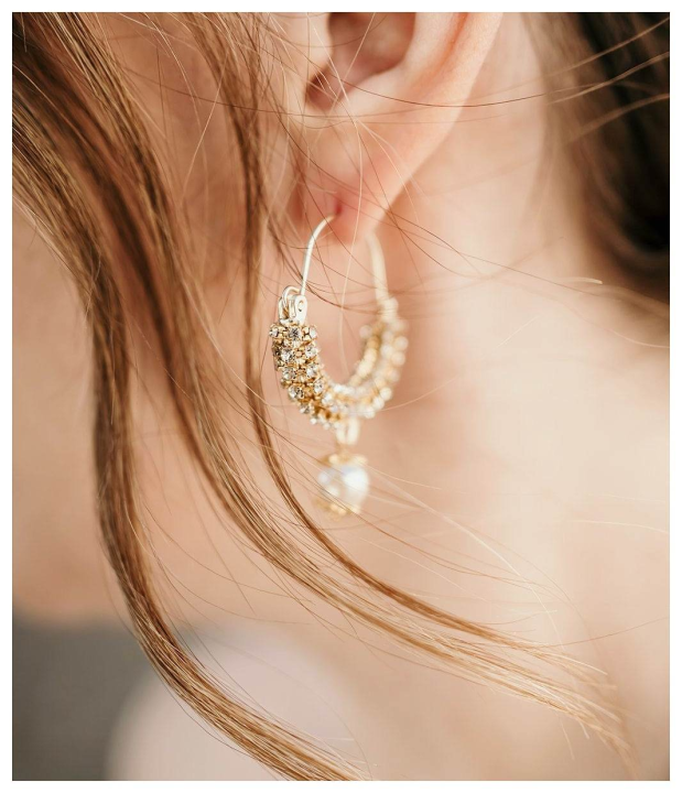 Šibenčanka Antonela izrađuje poseban nakit: 'Cvijeće uvene, ovako vječno živi u ogrlici'