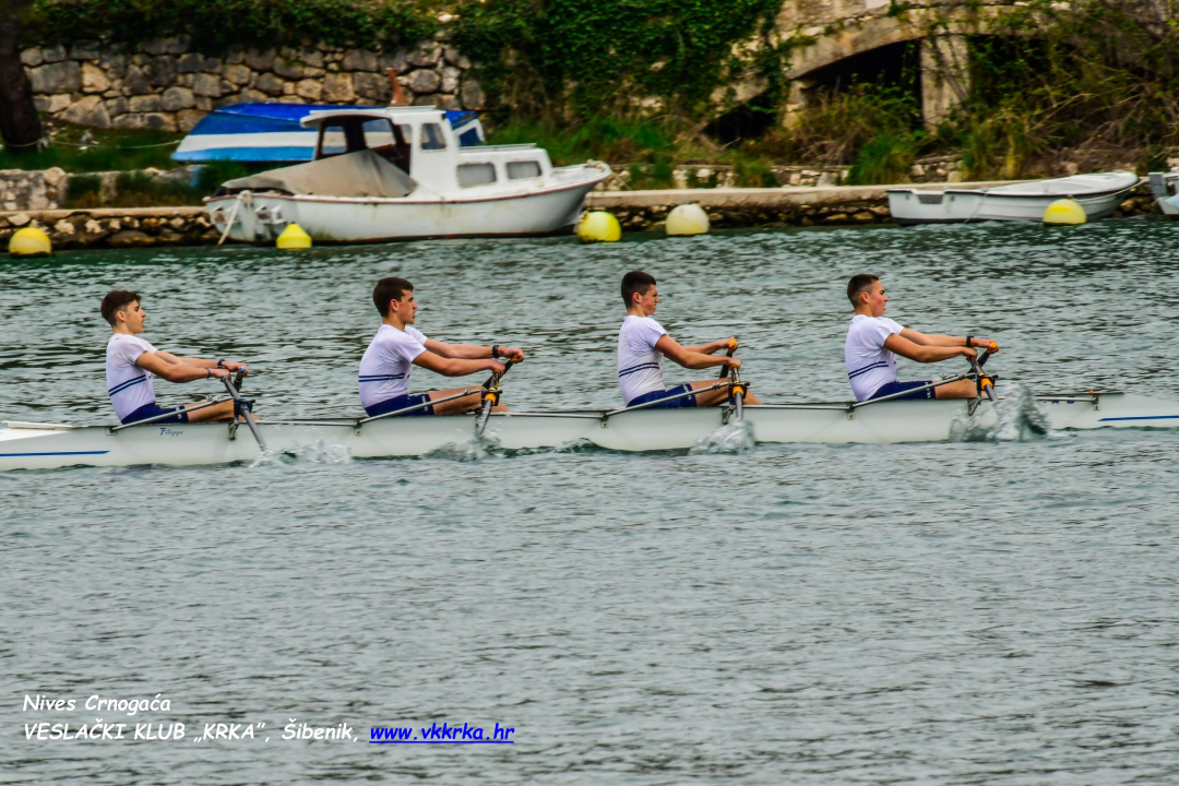 U Zatonu se za vikend okupilo oko 450 sportaša, veslači Krke odlični