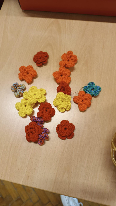 Vrijedne ruke malenih Šibenčana: Izradili ukrase, pa organiziraju humanitarnu izložbu 