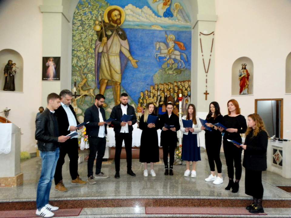 Održana 26. smotra crkvenog pučkog pjevanja Šibenske biskupije 'Puče moj' u Zatonu