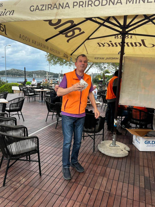 Stotinjak zaljubljenika u Vespe na šibenskoj rivi: Napravit će i đir do Drniša 