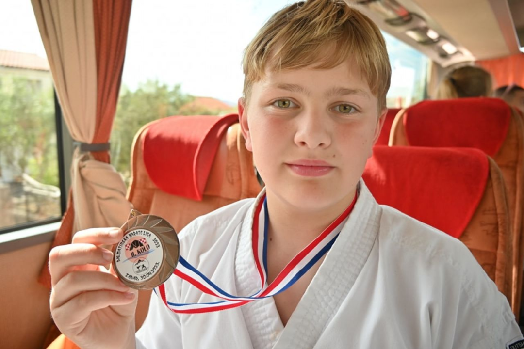 Veliki uspjeh mladih tišnjanskih karataša na II. kolu Dalmatinske karate lige 