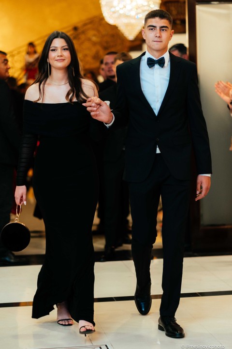 Zavirite na blještavi maturalni ples šibenske Industrijsko-obrtničke škole (1)