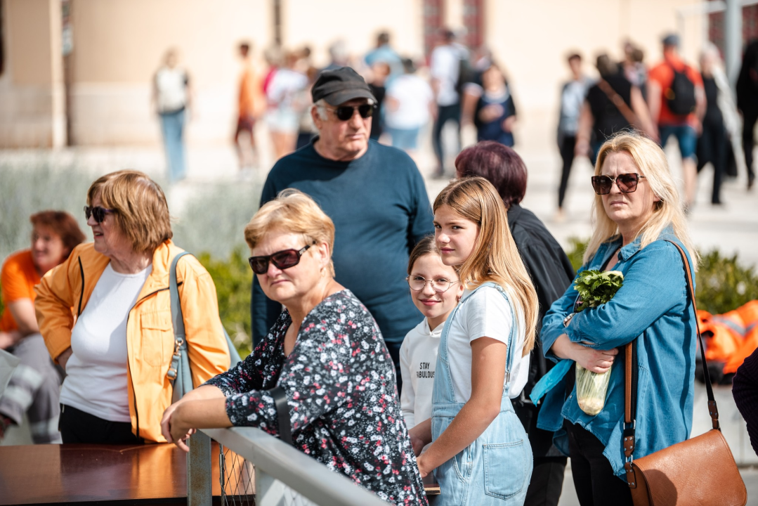Stotinjak građana utjehu našlo u điranima: 'Vidi ove, cili je vrt natrpala!'