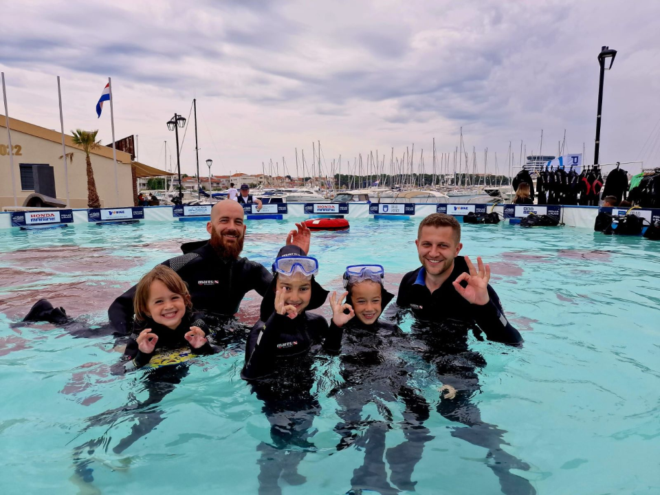 Pogled u plavo oduševio Vodičane: Besplatna probna ronjenja za posjetitelje i eko akcija 