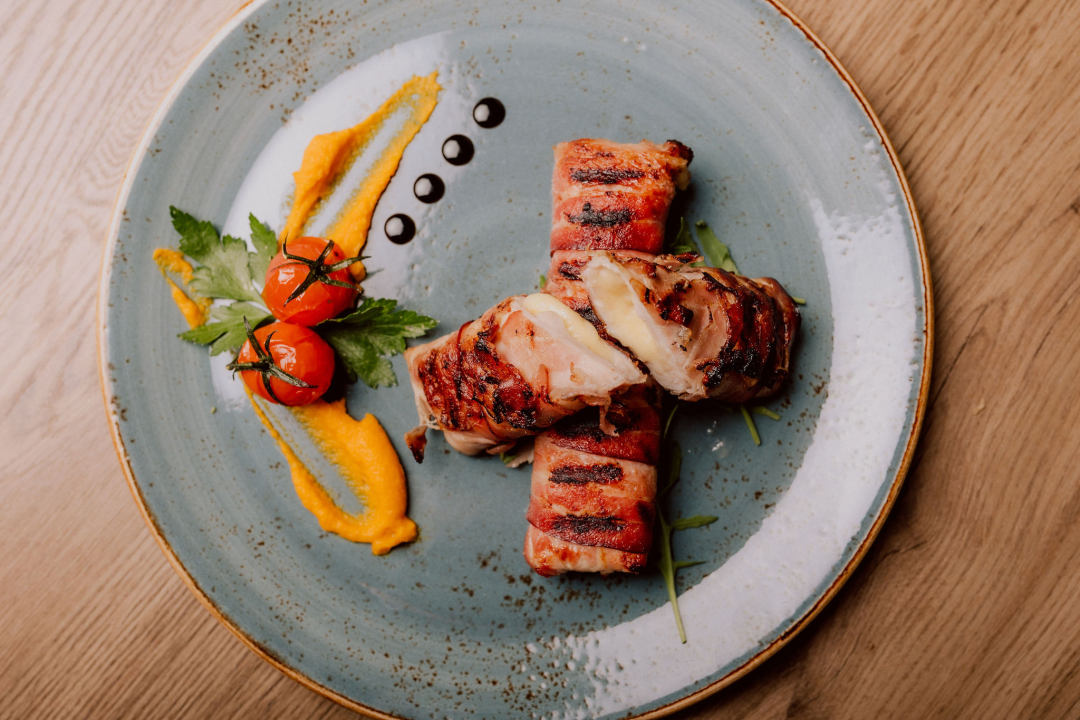 Isprobajte nenadmašne mesne plate u bistrou 'Kod starog'! 