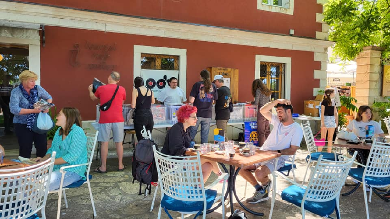 Navala na vinile: Još stignete pronaći omiljenu ploču na Longplay Dayu