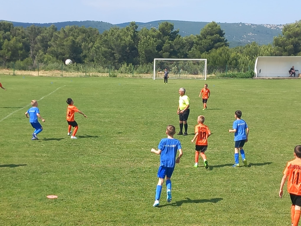 Nogometaši Šibenika U9 srebrni na turniru 'Mlade nade' u Turnju