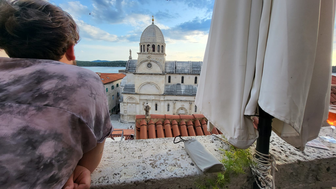 Priča o 'najluđoj' šibenskoj obitelji: Od havajskog kralja i izopćenog nadbiskupa do gradonačelnika Šibenika i rekordera u letenju