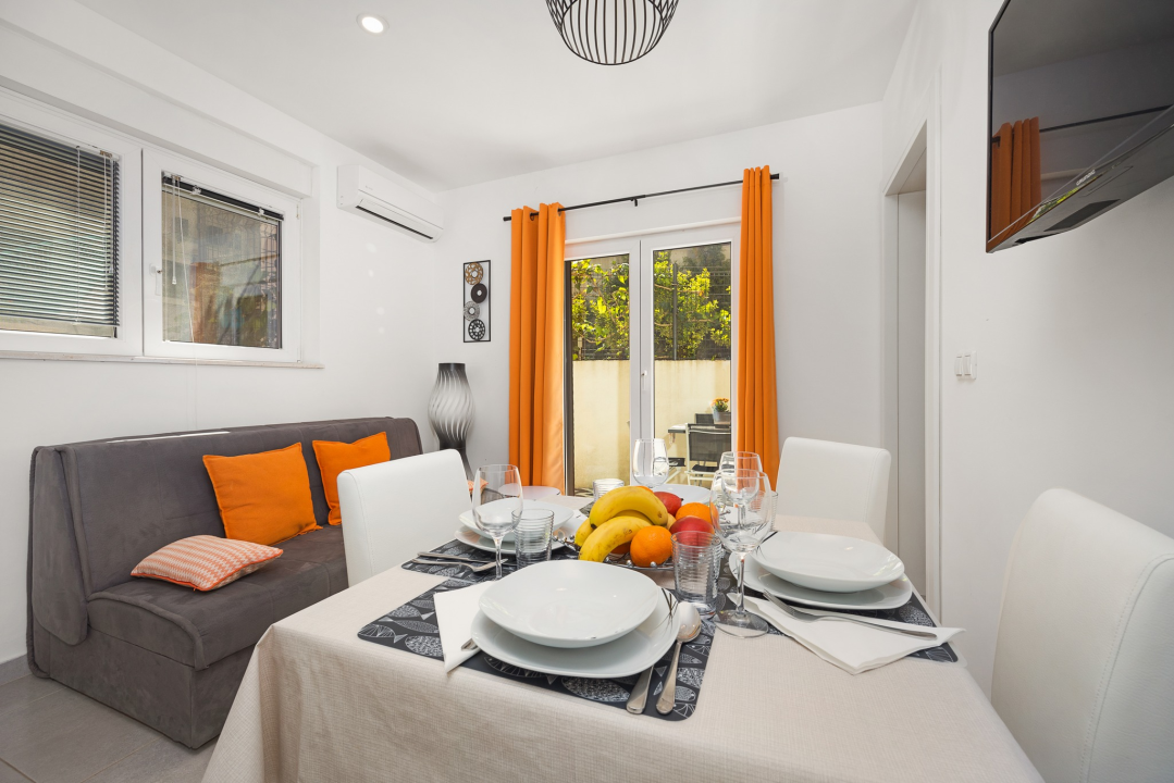 Obratite se agenciji Dalmatian Towns i popunite svoj apartman cijelu sezonu!