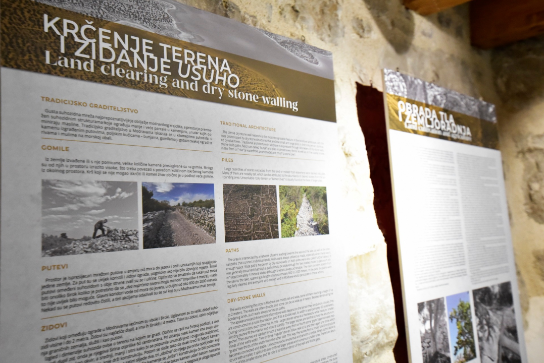 U Betini otvorena izložba 'Modrave - putevima težaka'