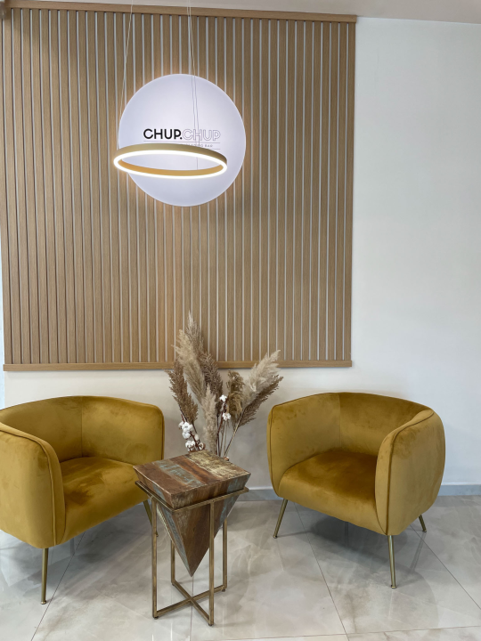 Dovedite svoje obrve do savršenstva u salonu Chup Chup! 