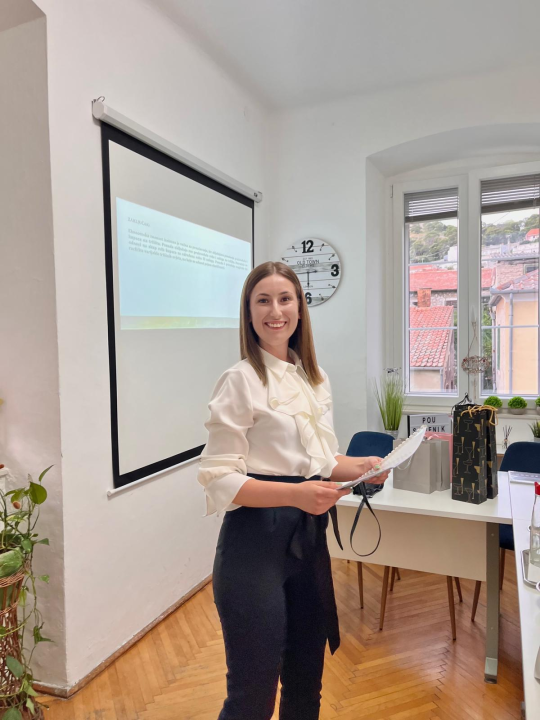 Polaznici POU Šibenik uspješno obranili završne radove: 'Cjeloživotno obrazovanje je najbitnije!'