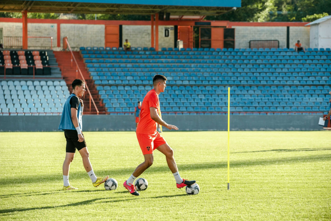 Novo lice Šibenika: Puno novih imena na prvom treningu, čekaju se prava pojačanja 