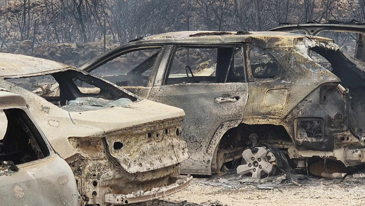 FOTOGALERIJA iz središta požara: Grčevita borba protiv vatre i vjetra