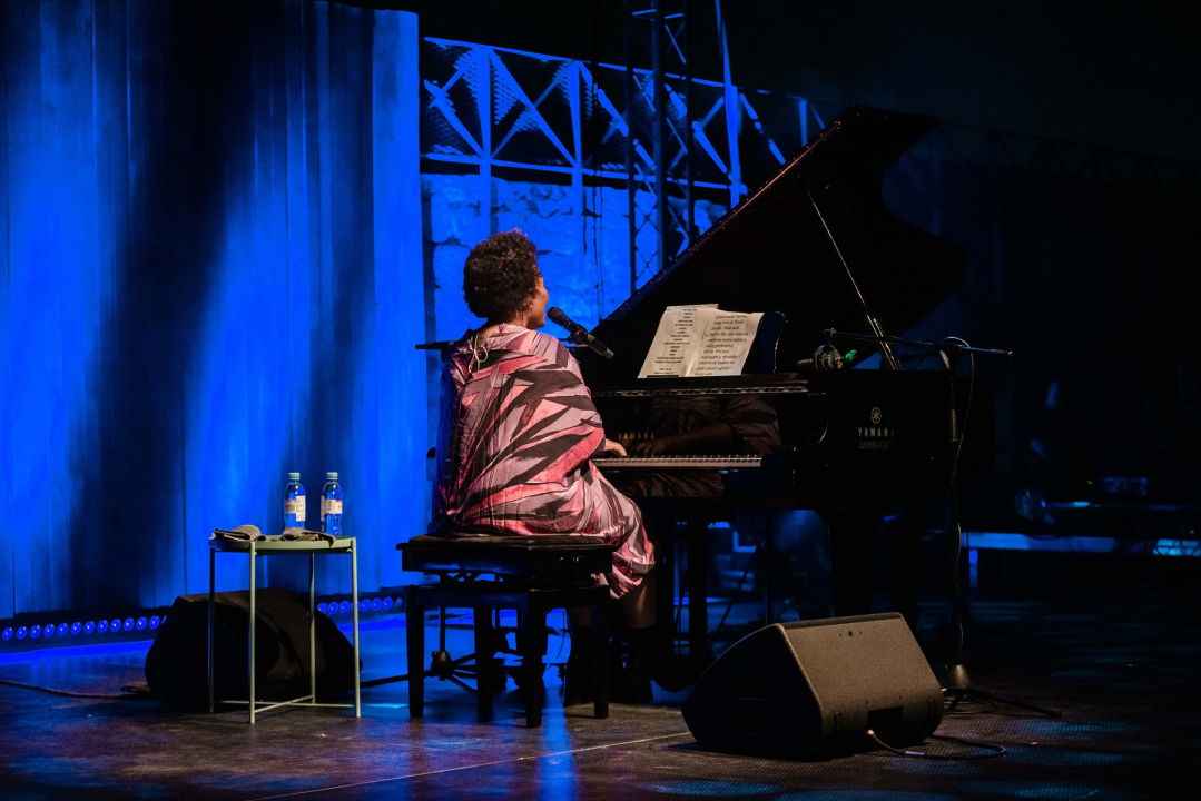  Emeli Sandé prvi put nastupila u Hrvatskoj, a publiku u Šibeniku osvojila je emocijama 