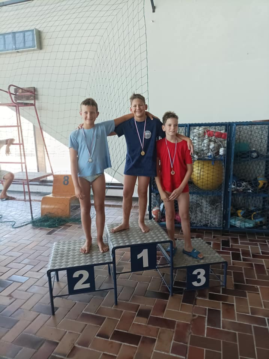 Još jedan odličan nastup plivača šibenskog 'Mora' za zatvaranje natjecateljske sezone