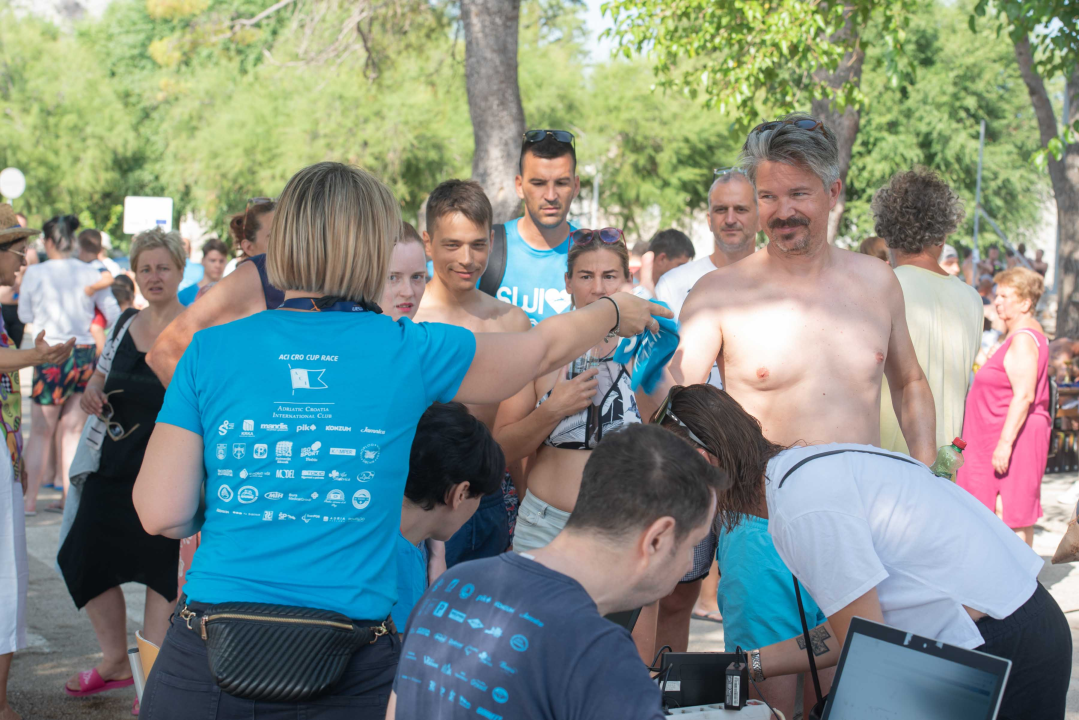 Na plivačkom maratonu u Raslini rekordnih 273 natjecatelja!