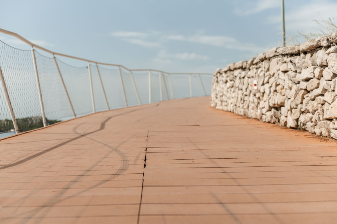 Đir po Banju usred sezone: Dio je saniran, ali i dalje nije na razini pristojne gradske plaže