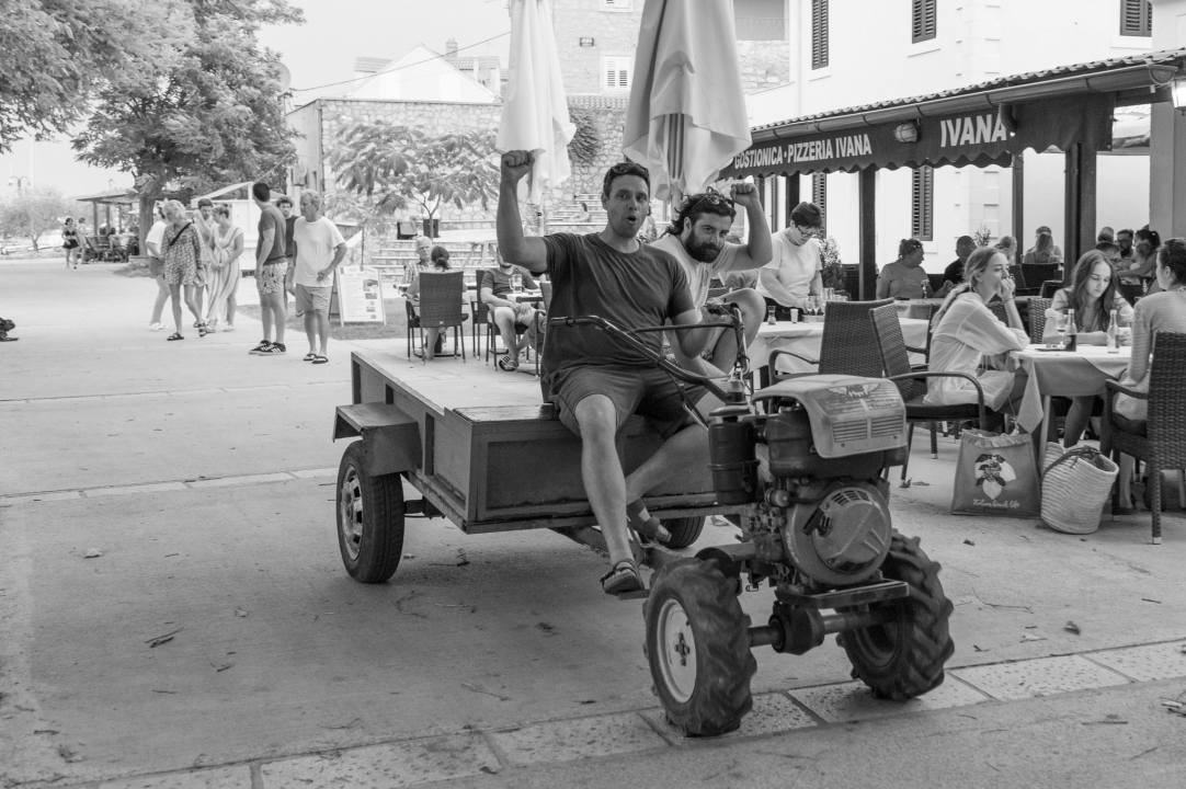 Zbog ove fotogalerije pokajat ćete se što niste otišli na Zlarin Street Music Festival!