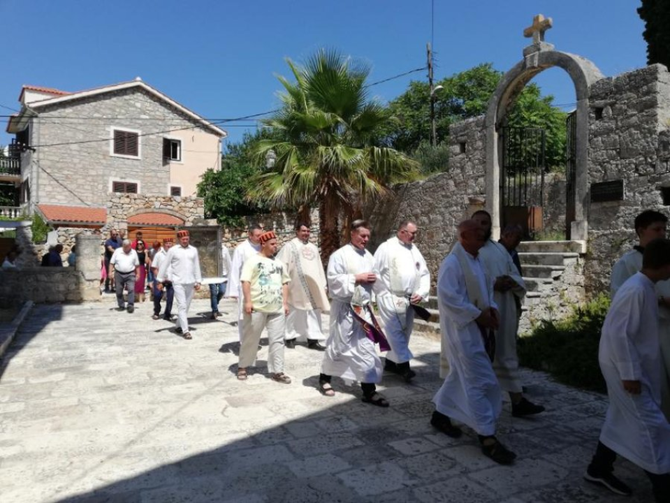 Blagdan Gospe od Anđela proslavljen u Prvić Luci 