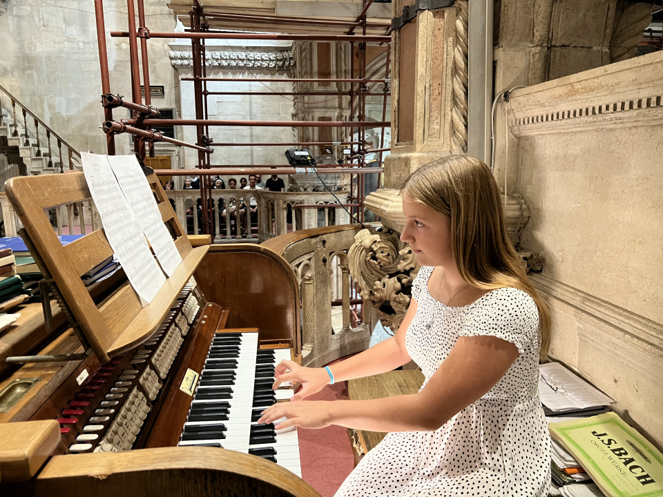 Najmlađa polaznica Orguljaške škole u Šibeniku ima tek 8 godina