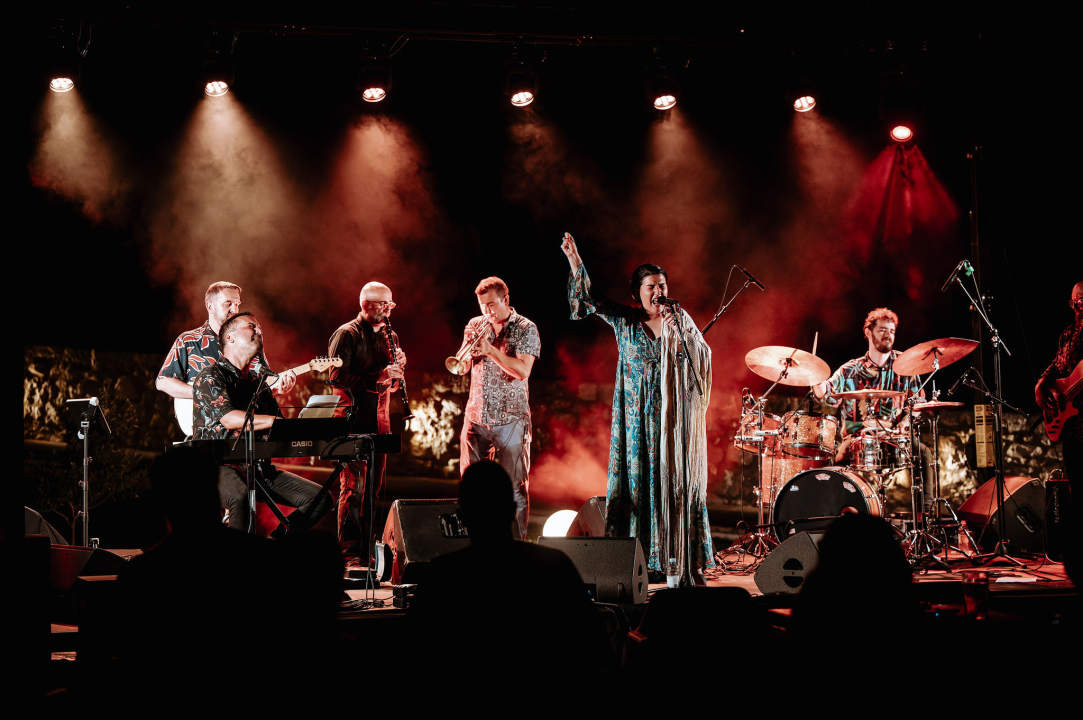 Balkan ZOO i Nina Ćorić na Baroneu: Romske pjesme u world music izričaju i dašak flamenka 