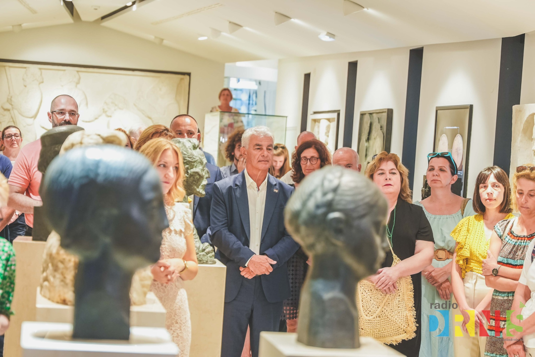 Gradski muzej Drniš dobio novi stalni postav: Izložena neprocjenjiva zbirka Ivana Meštrovića